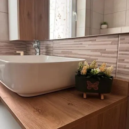 Apartamento Sweet House A - Tor Vergata Metro C