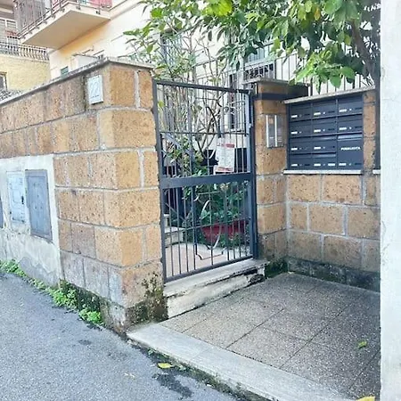 Sweet House A - Tor Vergata Metro C Apartment
